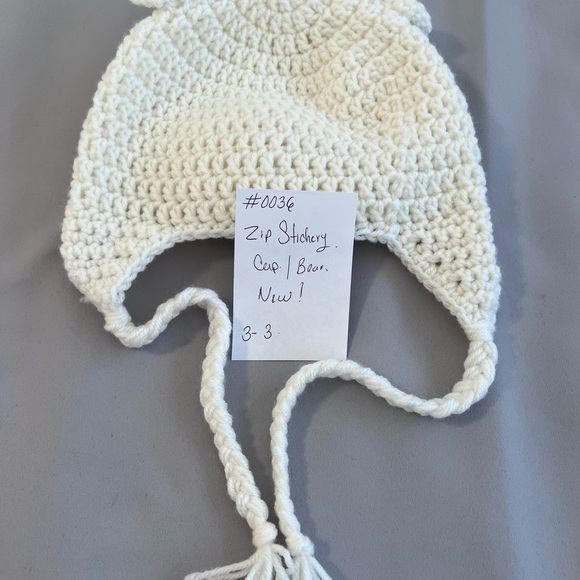 Zip Stitchery Polar Bear Hat Beanie Crochet White Black One Sz - Picture 10 of 10